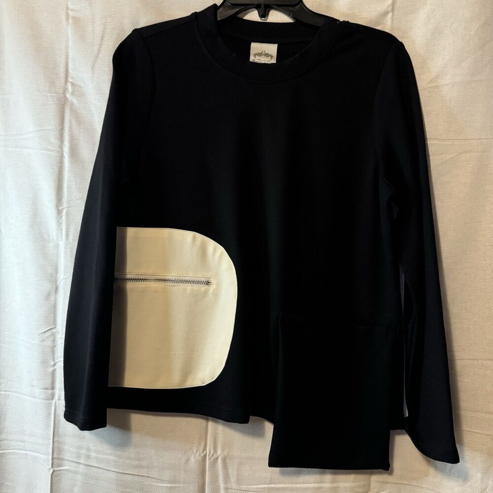 Fleur de Lis Sweat Shirt Top Heavyweight fabric Black & White Women's size Small